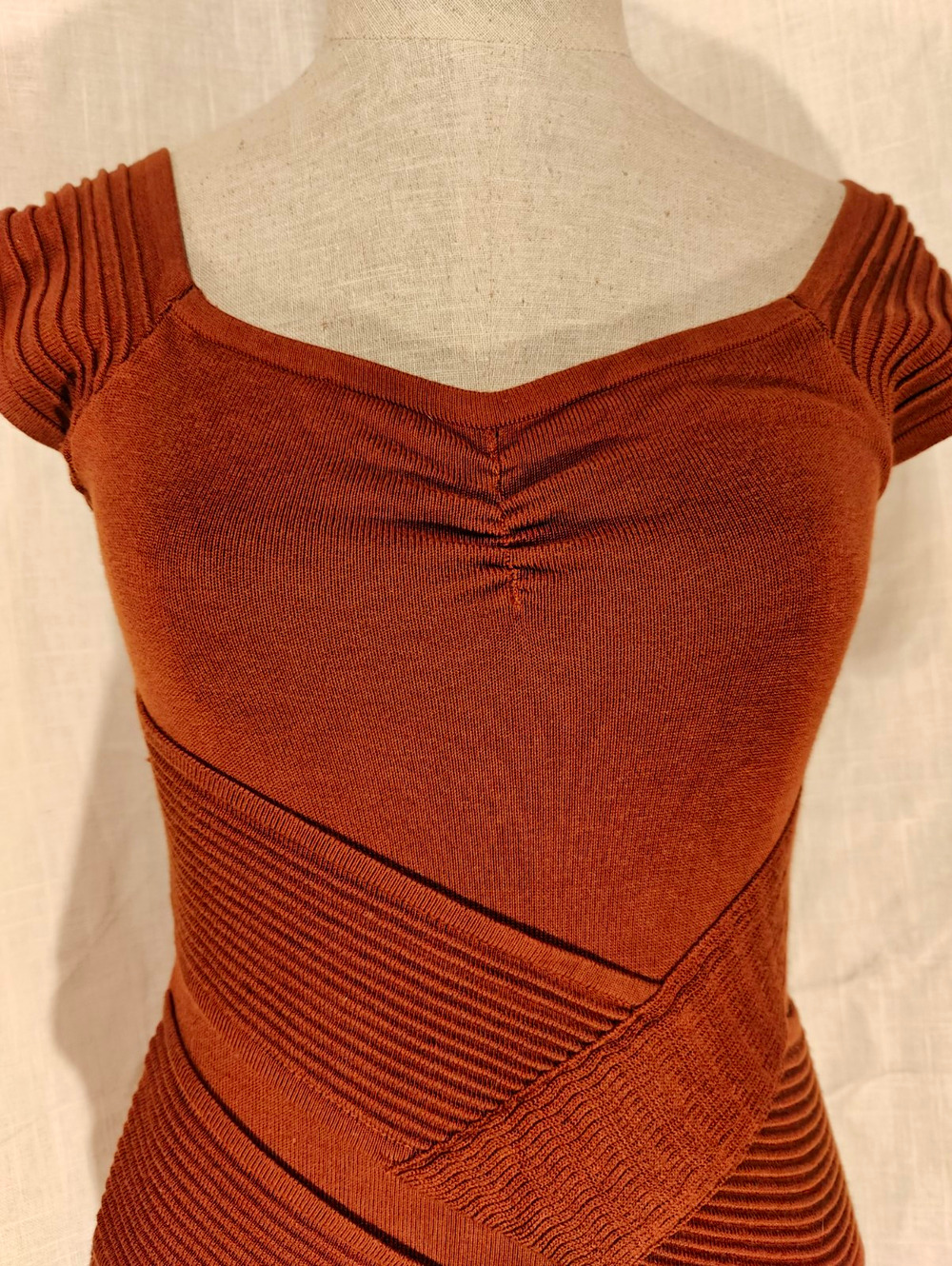 WOW Couture Bandage Bodycon Mini Dress S Rust Brown Ribbed Y2K Kardashian Butt